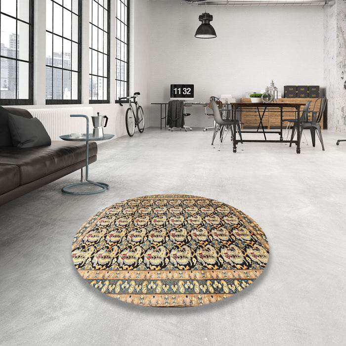 Round Traditional Coffee Brown Persian Rug in a Office, tr3423