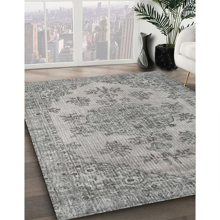Machine Washable Traditional Pale Silver Gray Rug in a Family Room, wshtr3437