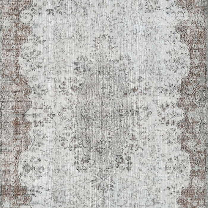 Traditional Light Gray Persian Rug, tr3441