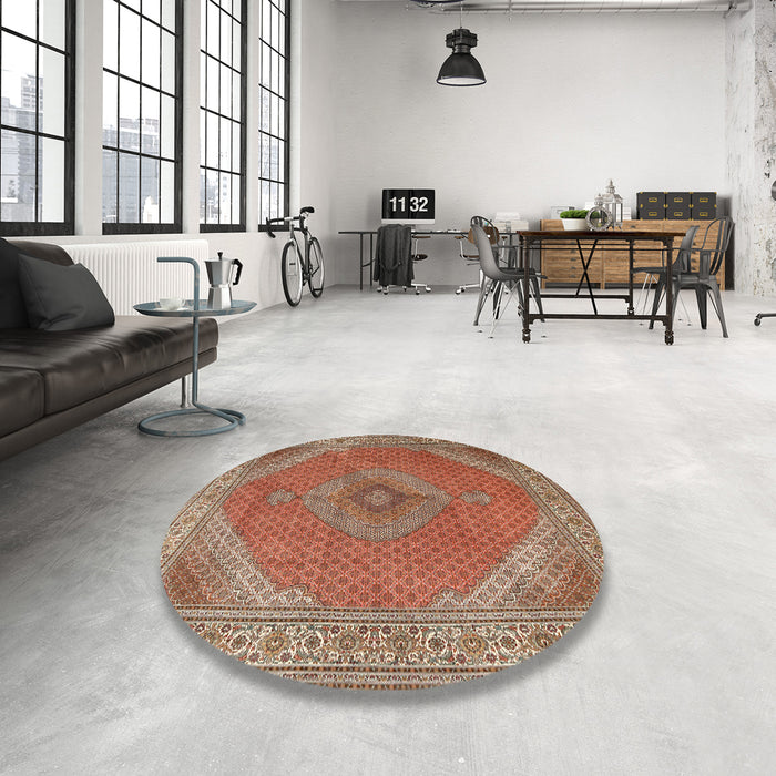 Round Traditional Mahogany Brown Persian Rug in a Office, tr3469