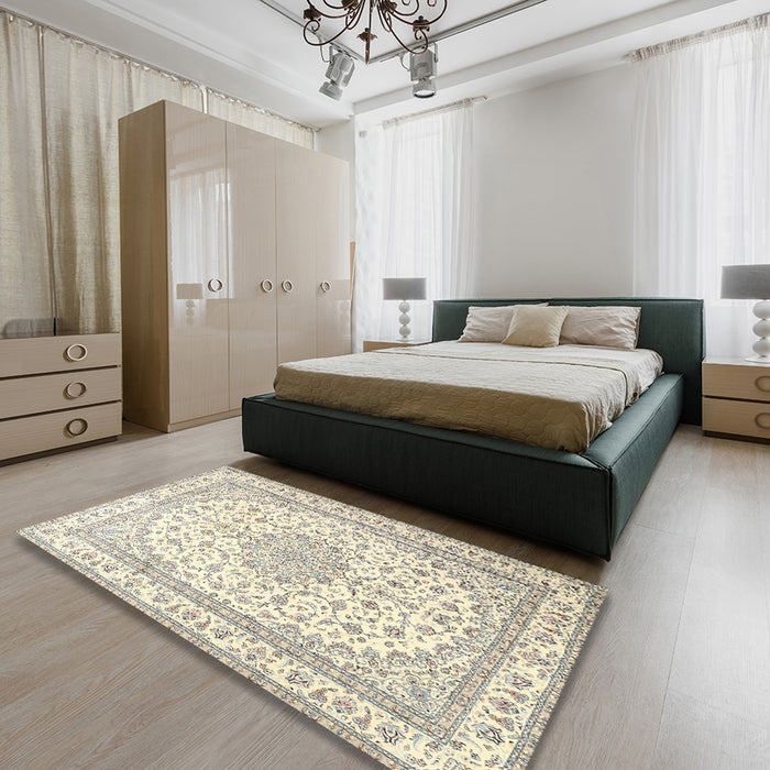 Traditional Vanilla Gold Medallion Rug in a Bedroom, tr3490