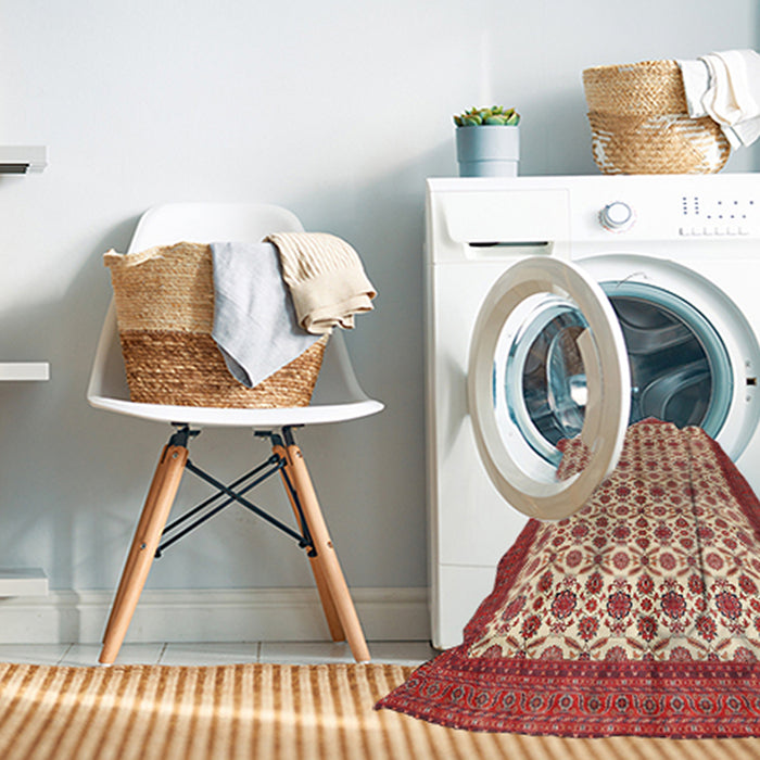 Machine Washable Traditional Red Rug in a Washing Machine, wshtr3491