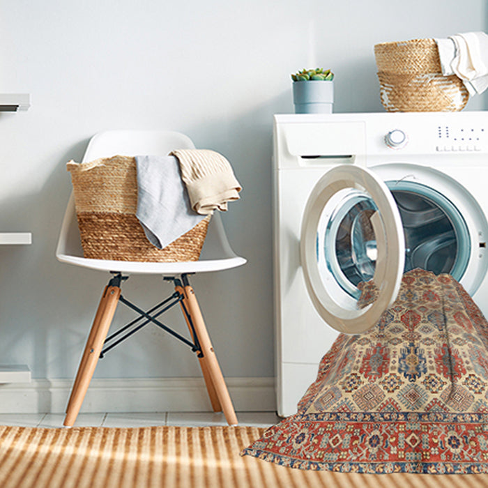 Machine Washable Traditional Chestnut Red Rug in a Washing Machine, wshtr351