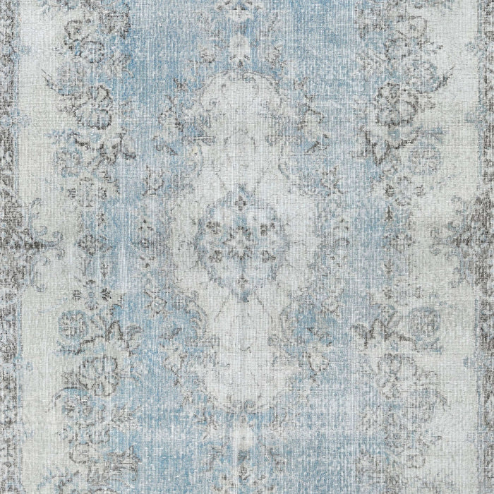 Machine Washable Traditional Light Gray Rug, wshtr3523