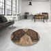 Round Machine Washable Traditional Bakers Brown Rug in a Office, wshtr3528