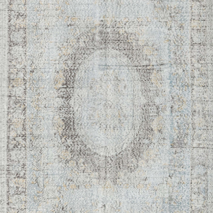 Machine Washable Traditional Dark Gray Rug, wshtr3541