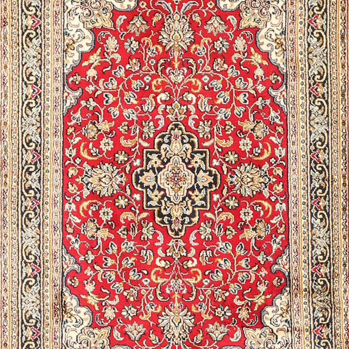 Machine Washable Traditional Khaki Gold Rug, wshtr354