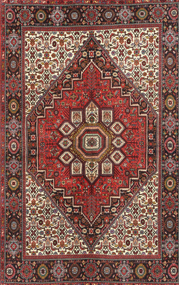 Machine Washable Traditional Saffron Red Rug, wshtr3551