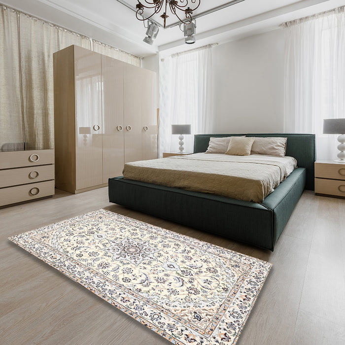 Traditional Soft Ivory Beige Medallion Rug in a Bedroom, tr356