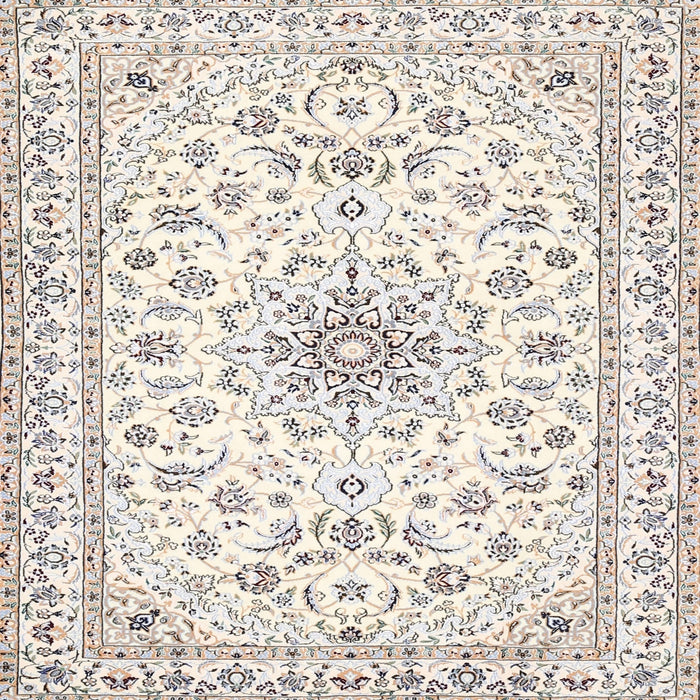 Round Machine Washable Traditional Soft Ivory Beige Rug, wshtr356