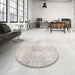 Round Traditional Silver Pink Persian Rug in a Office, tr3574