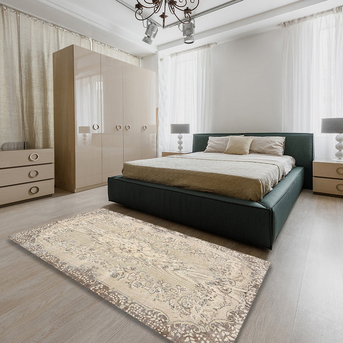 Traditional Camel Brown Persian Rug in a Bedroom, tr3577