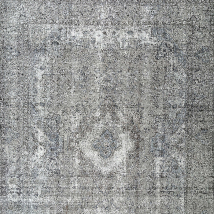Square Traditional Cloud Gray Persian Rug, tr3593