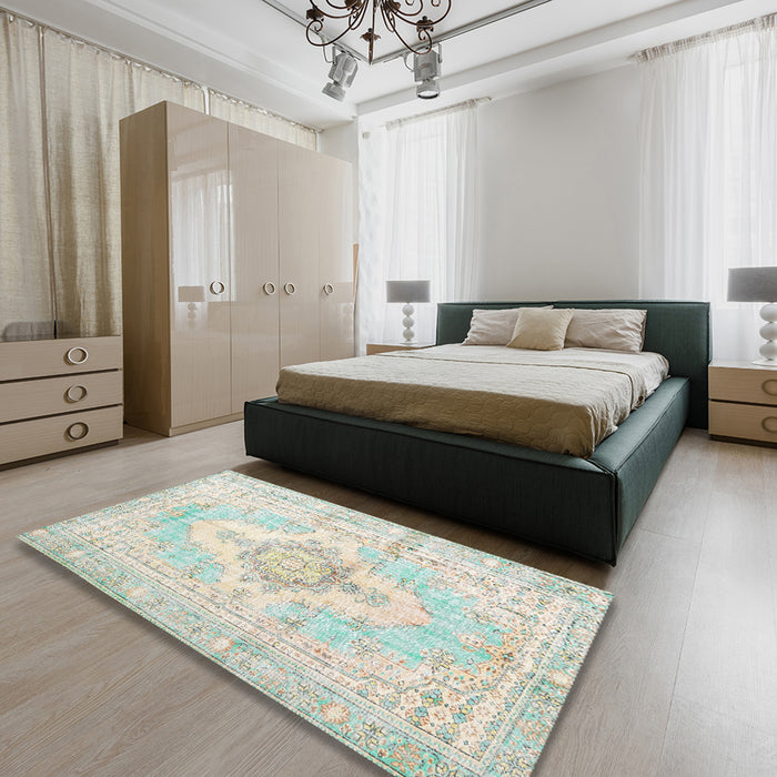 Machine Washable Traditional Sage Green Rug in a Bedroom, wshtr3621