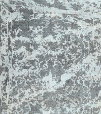 Machine Washable Traditional Silver Gray Rug, wshtr3644