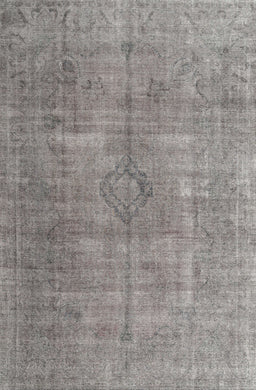 Machine Washable Traditional Dark Gray Rug, wshtr3658