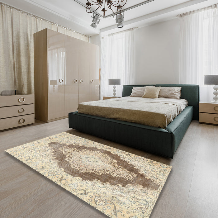 Machine Washable Traditional Gold Rug in a Bedroom, wshtr3707