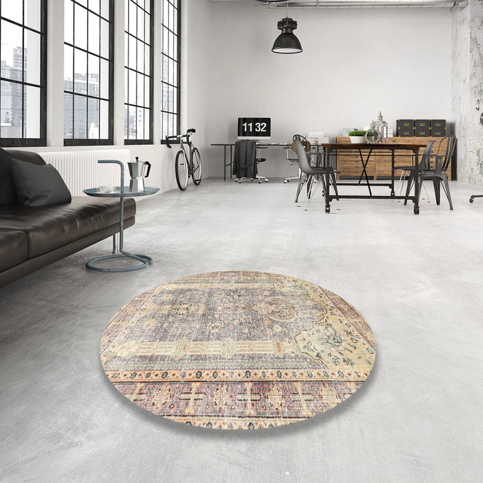 Round Traditional Camel Brown Persian Rug in a Office, tr3726