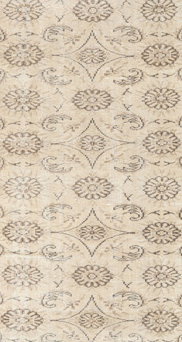 Machine Washable Traditional Light French Beige Brown Rug, wshtr3728