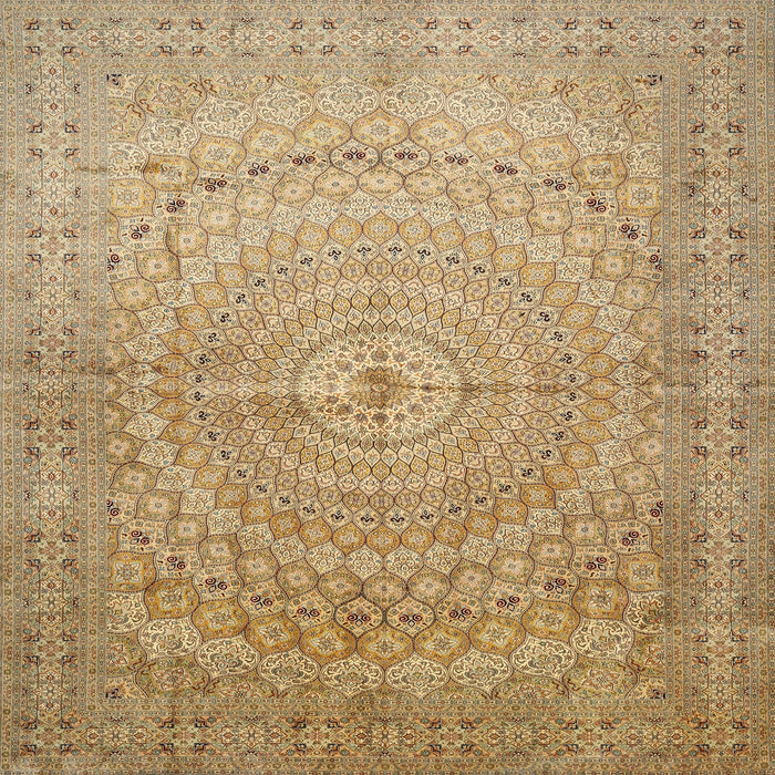 Round Machine Washable Traditional Light Brown Rug, wshtr372