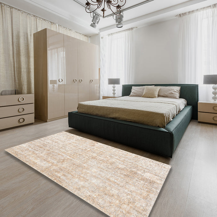 Traditional Gold Persian Rug in a Bedroom, tr3735
