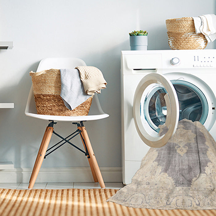 Machine Washable Traditional Light French Beige Brown Rug in a Washing Machine, wshtr3775