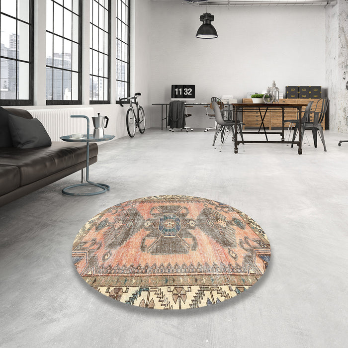 Round Traditional Brown Persian Rug in a Office, tr3781