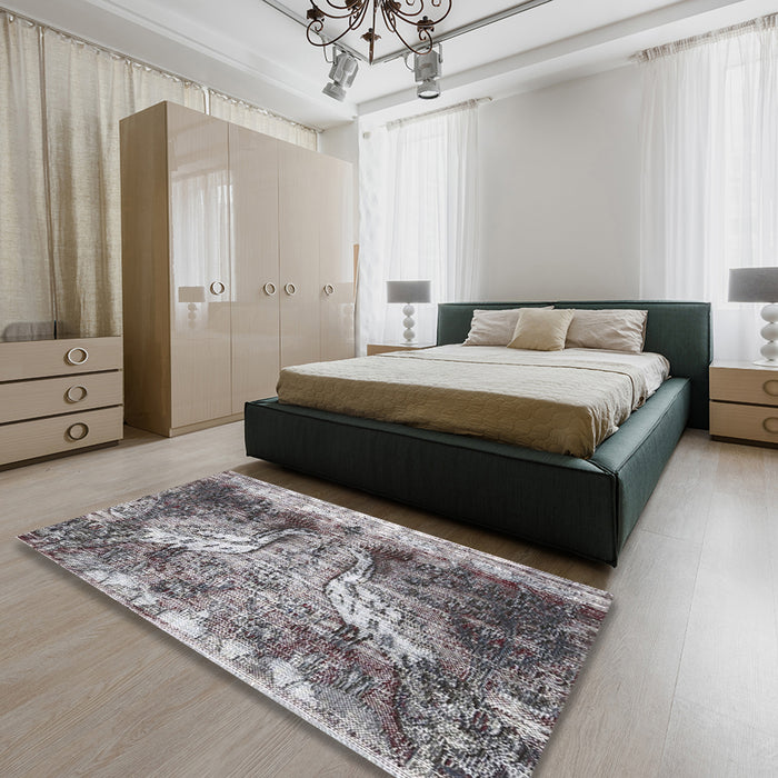 Traditional Gray Persian Rug in a Bedroom, tr3783