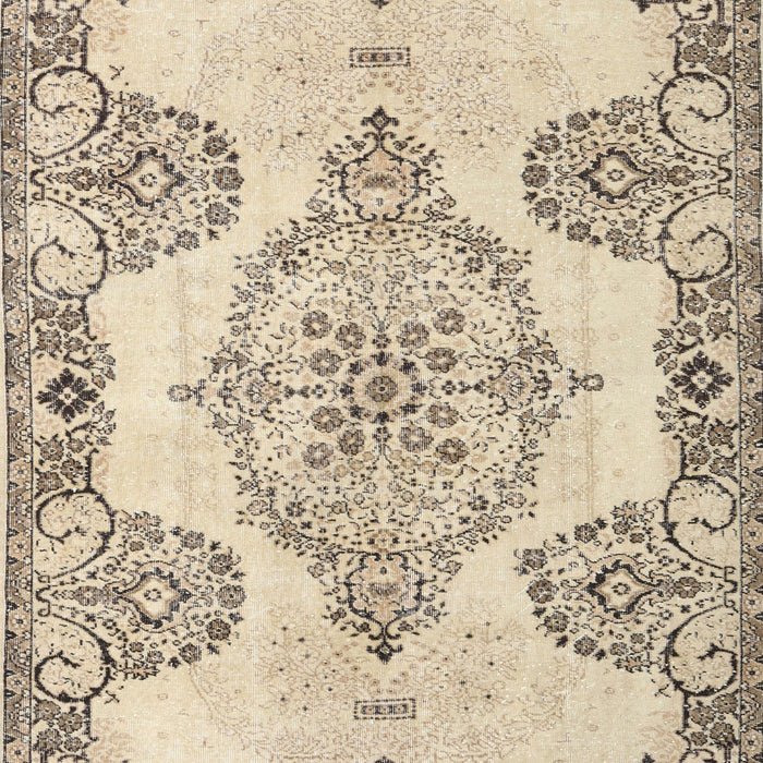 Traditional Dark Almond Brown Medallion Rug, tr3784