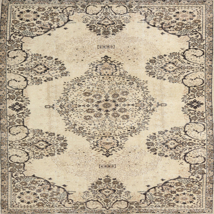 Round Machine Washable Traditional Dark Almond Brown Rug, wshtr3784