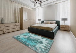 Traditional Sea Green Medallion Rug in a Bedroom, tr3793