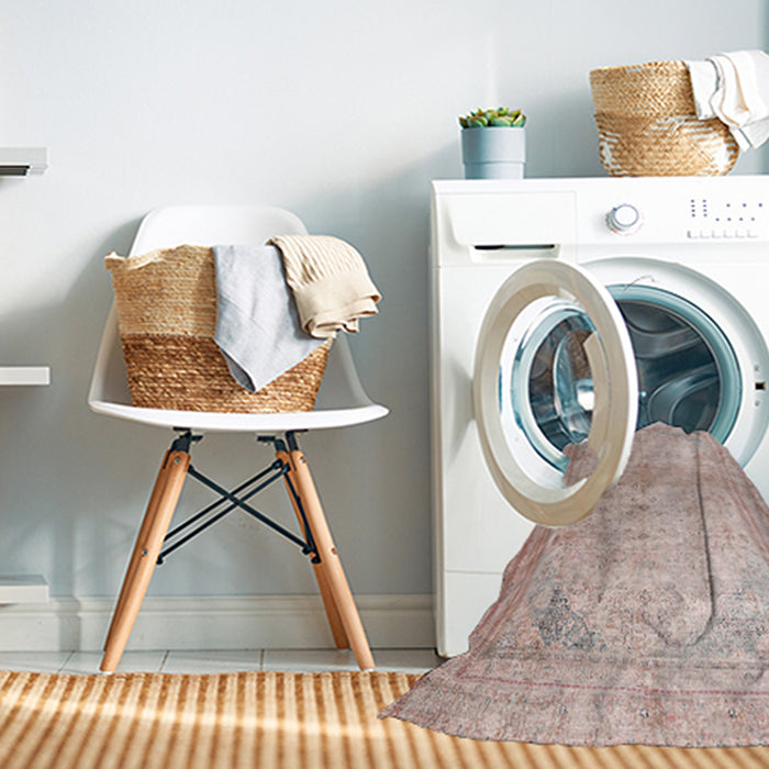 Machine Washable Traditional Light Copper Gold Rug in a Washing Machine, wshtr3810