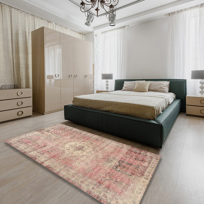 Machine Washable Traditional Orange Salmon Pink Rug in a Bedroom, wshtr3811