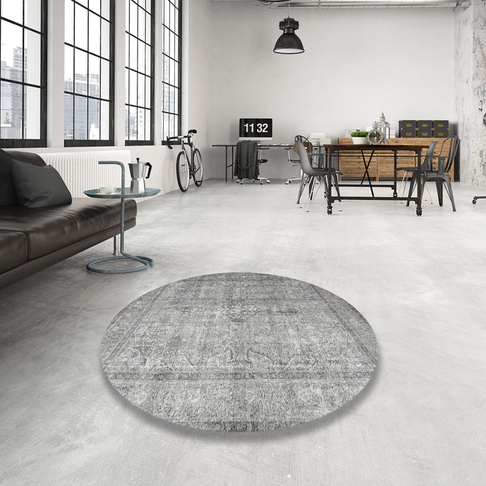 Round Machine Washable Traditional Granite Gray Rug in a Office, wshtr3833