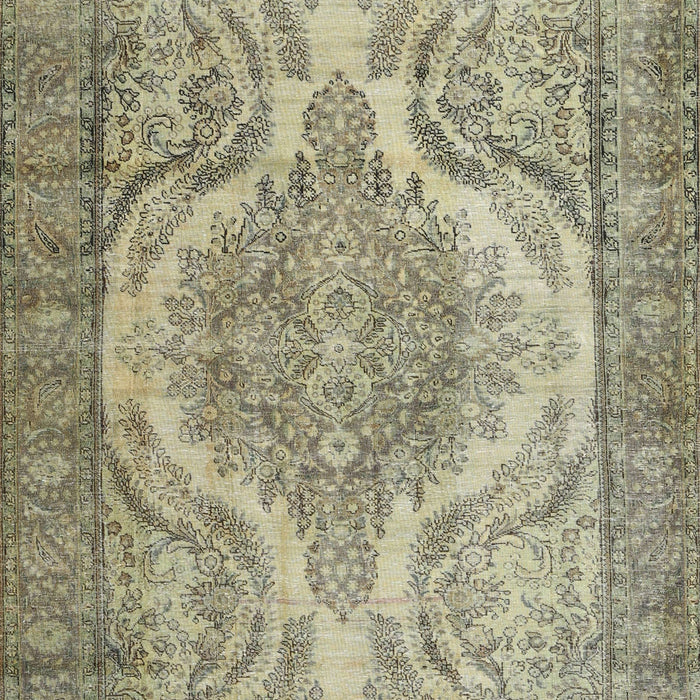 Traditional Dark Green Persian Rug, tr3840