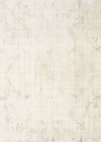 Machine Washable Traditional Champagne Beige Rug, wshtr3853