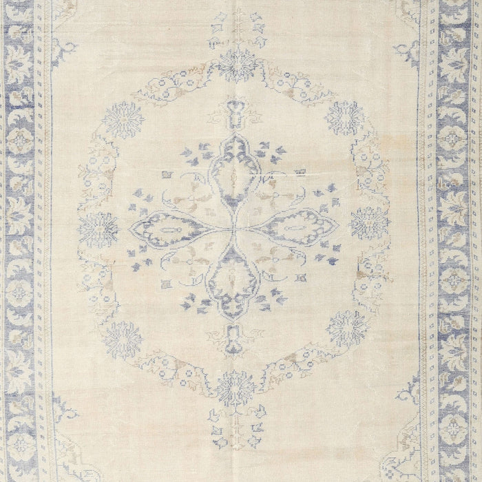 Machine Washable Traditional Silver Pink Rug, wshtr3856