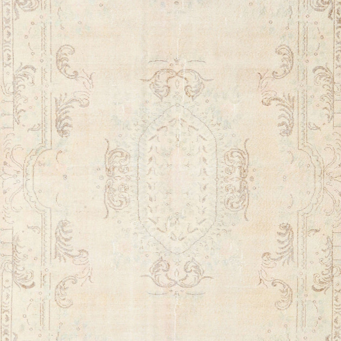 Machine Washable Traditional Desert Sand Beige Rug, wshtr3864