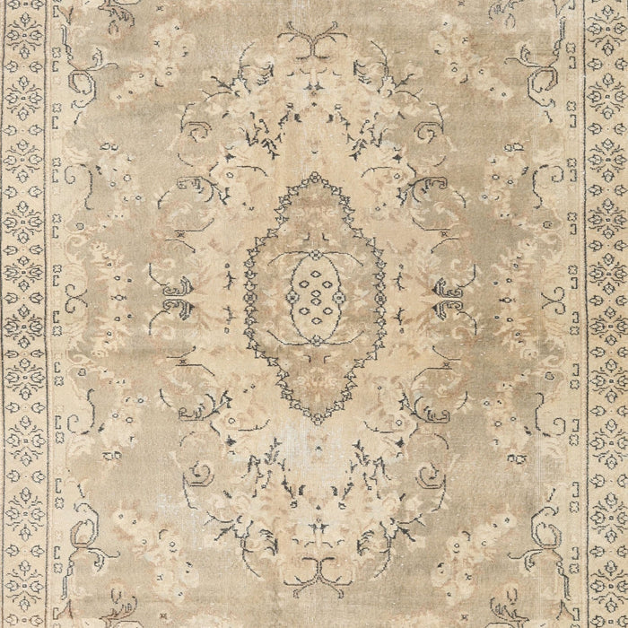 Machine Washable Traditional Deep Peach Orange Rug, wshtr3870