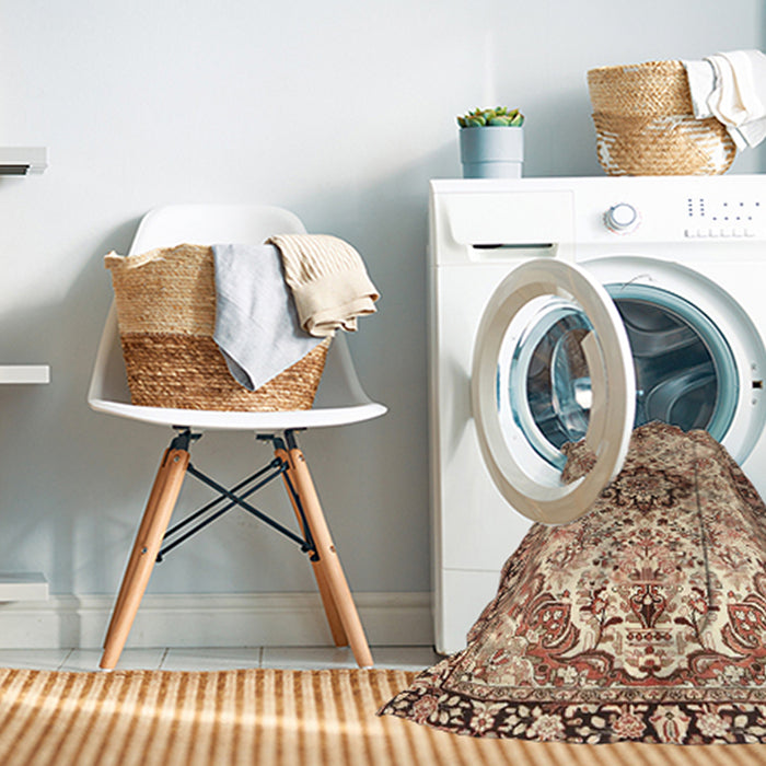 Machine Washable Traditional Dark Sienna Brown Rug in a Washing Machine, wshtr3915