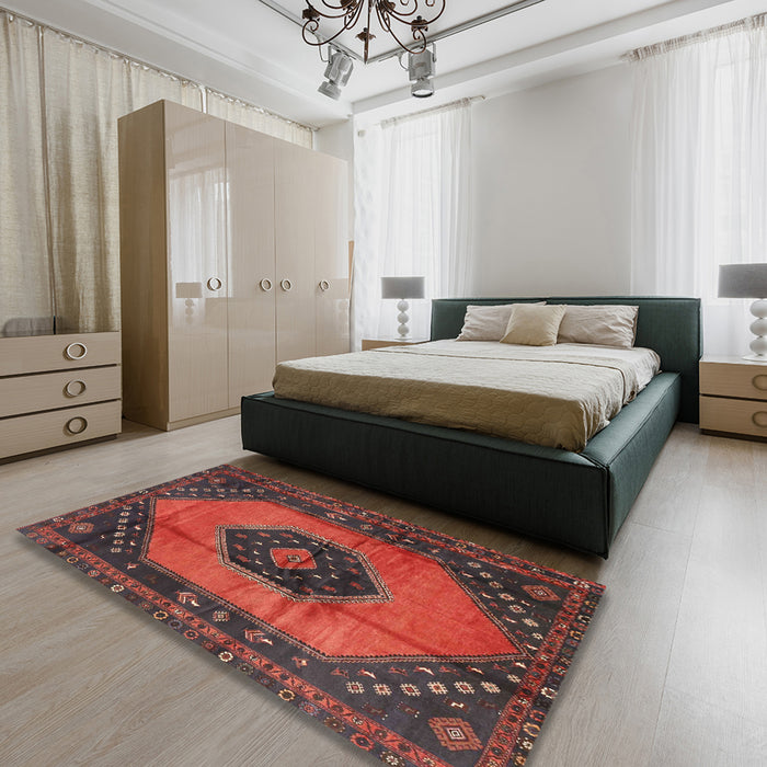 Traditional Chestnut Brown Medallion Rug in a Bedroom, tr3925
