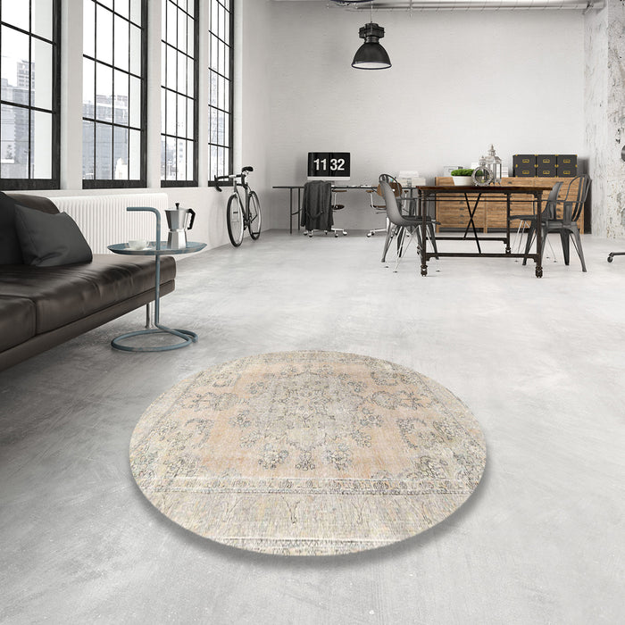 Round Traditional Light French Beige Brown Persian Rug in a Office, tr3942