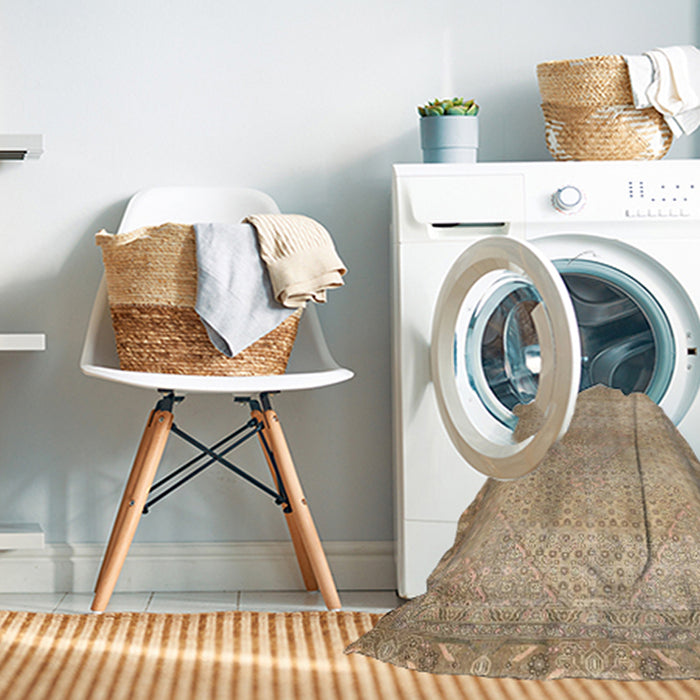 Machine Washable Traditional Orange Brown Rug in a Washing Machine, wshtr3943