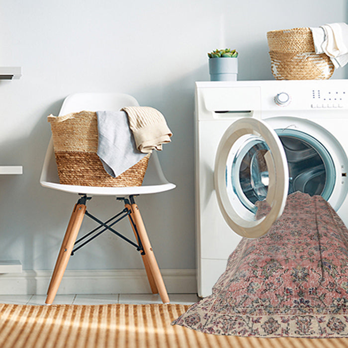 Machine Washable Traditional Dark Gold Brown Rug in a Washing Machine, wshtr3987