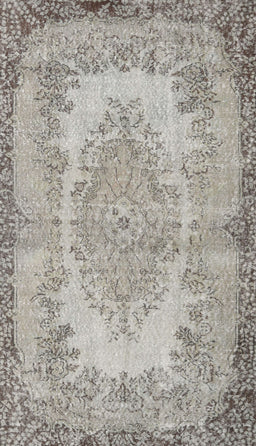 Machine Washable Traditional Pale Silver Gray Rug, wshtr3989
