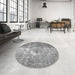 Round Traditional Silver Gray Persian Rug in a Office, tr4041