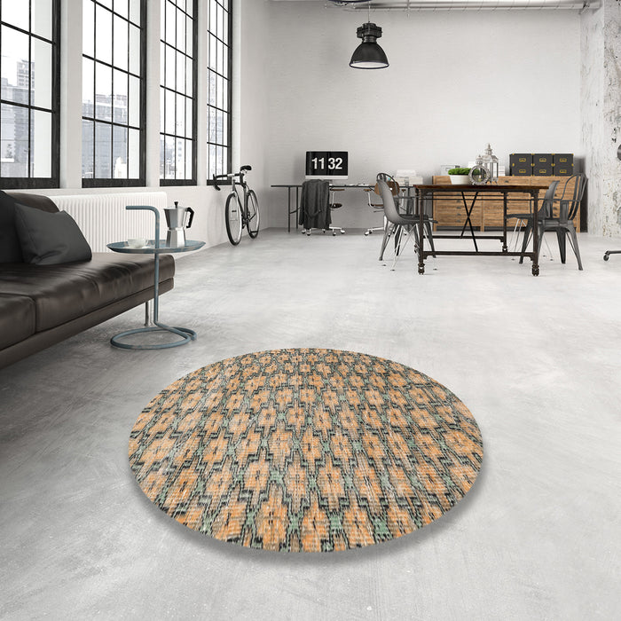 Round Traditional Brown Persian Rug in a Office, tr4119