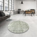 Round Machine Washable Traditional Pale Silver Gray Rug in a Office, wshtr4149