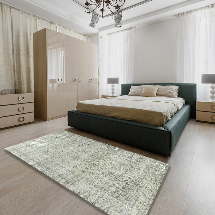 Traditional Pale Silver Gray Persian Rug in a Bedroom, tr4149