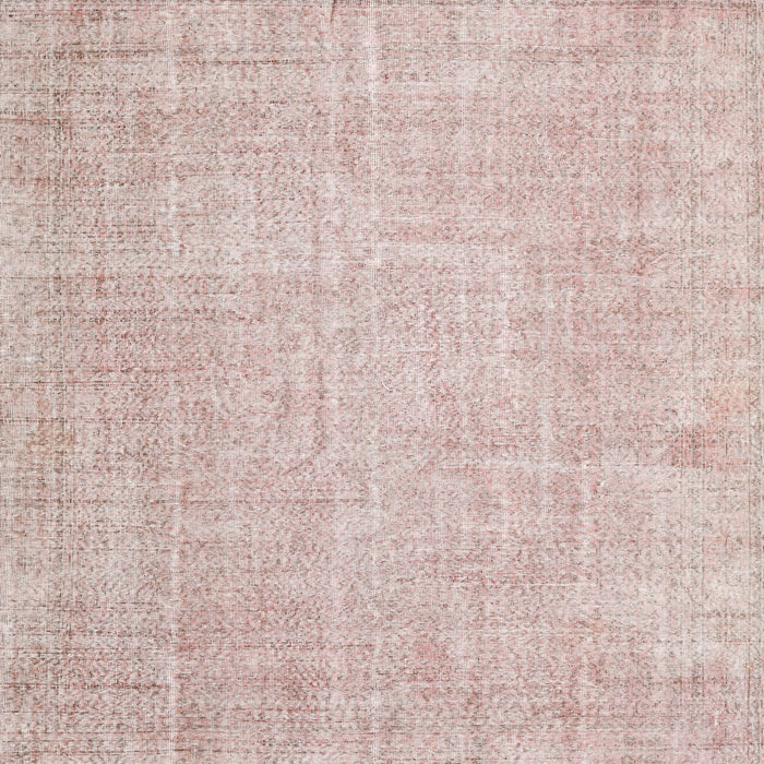 Round Machine Washable Traditional Dusty Pink Rug, wshtr4159